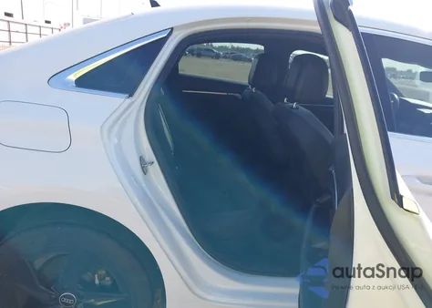 2022 Audi A3 Premium 40 Tfsi Front-Wheel Drive S Tronic z USA, uszkodzony, nr VIN WAUAUDGY1NA047239